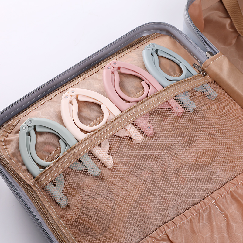 Student dormitory magic hanger plastic folding clothes support simple travel portable travel cool hanger drying rack