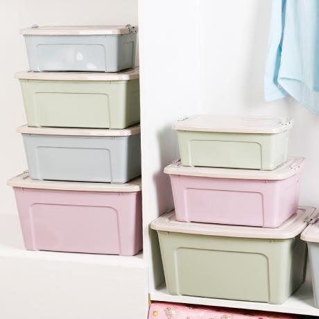 Plastic large size clothes storage box, household trumpet storage box, cover clip, turnover box, toy storage box.