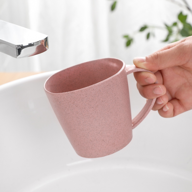 Creative plastic toothbrush cup couple travel brush tooth cup simple Korean version of household wash cup children's mou